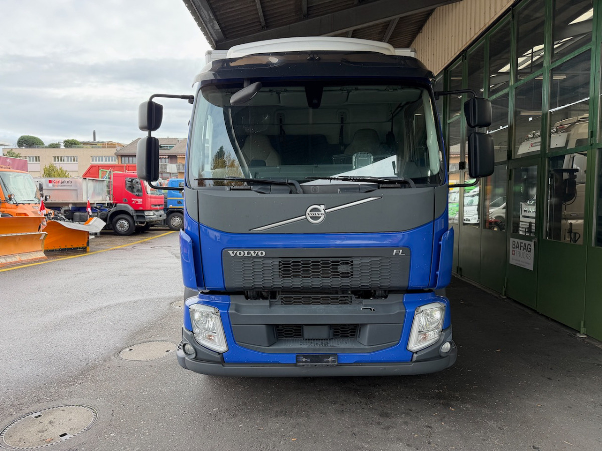 VOLVO FL-280 4x2R - Kamion sa zatvorenim sandukom: slika 3 VOLVO FL-280 4x2R - Kamion sa zatvorenim sandukom: slika 3
