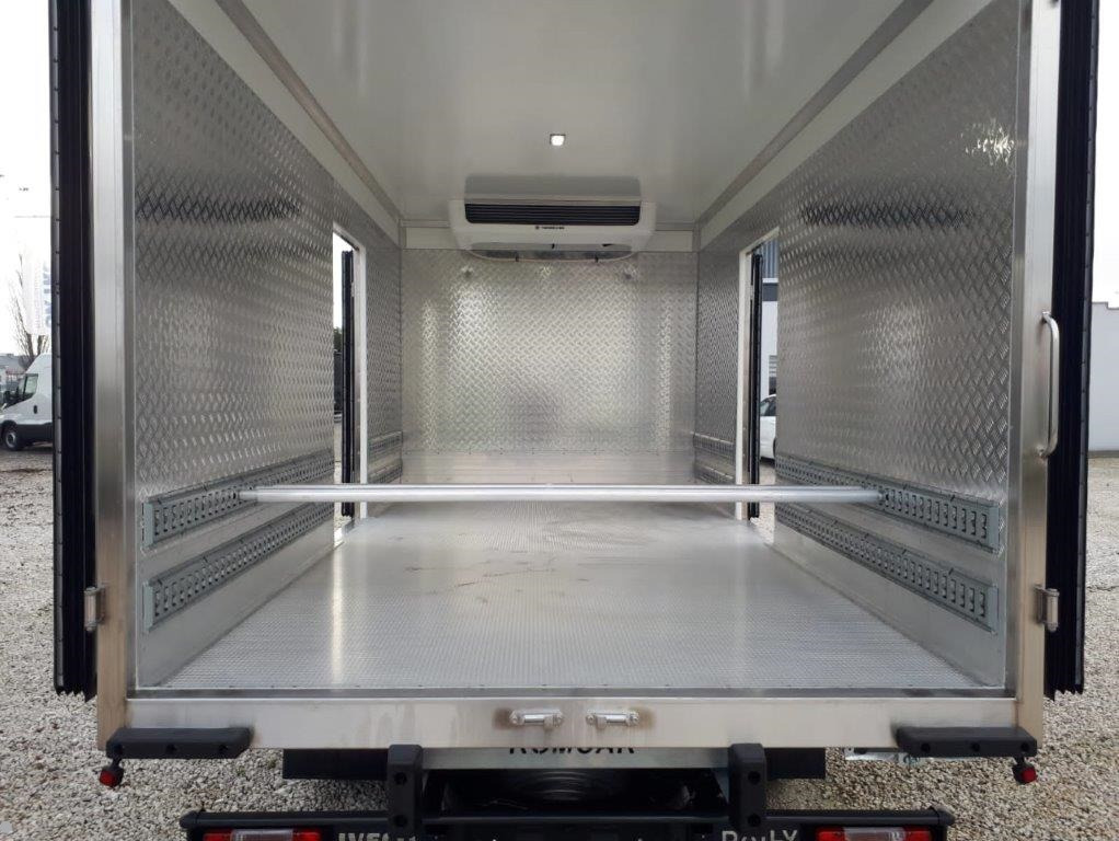 Iveco Daily 70C21A8 Tiefkühkoffer -18°C - Dostavno vozilo hladnjača: slika 2 Iveco Daily 70C21A8 Tiefkühkoffer -18°C - Dostavno vozilo hladnjača: slika 2