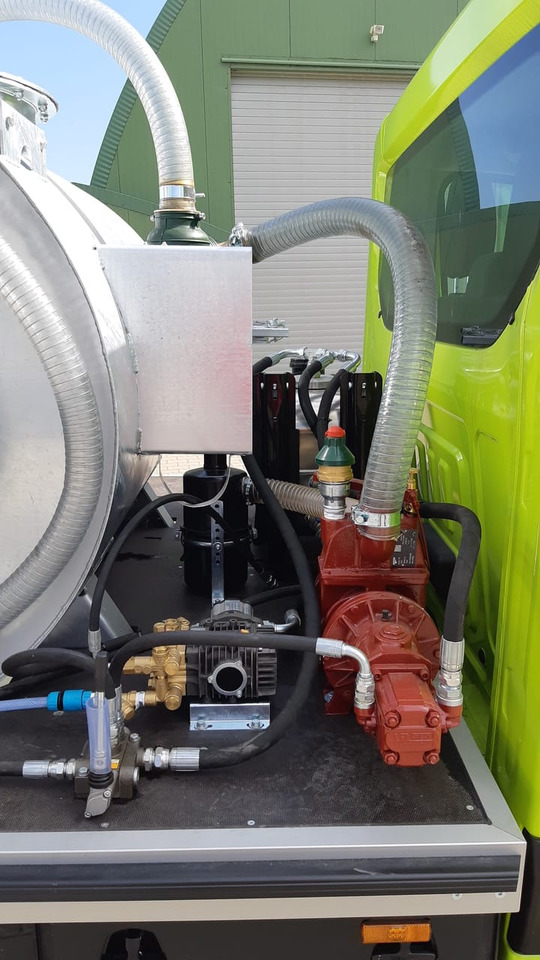 Renault Master Absaugfahrzeug - Vakuumska cisterna: slika 3 Renault Master Absaugfahrzeug - Vakuumska cisterna: slika 3