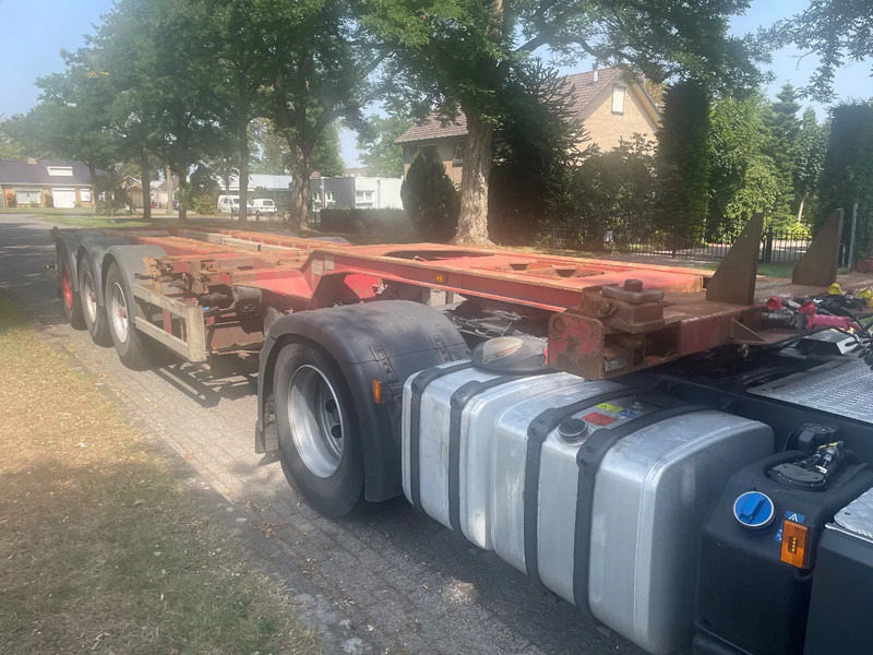 Poluprikolica za prevoz kontejnera/ Poluprikolica sa promenjivim sandukom Renders 2x 20 1x 30 1x 40 in prijs verlaagt: slika 9 Poluprikolica za prevoz kontejnera/ Poluprikolica sa promenjivim sandukom Renders 2x 20 1x 30 1x 40 in prijs verlaagt: slika 9