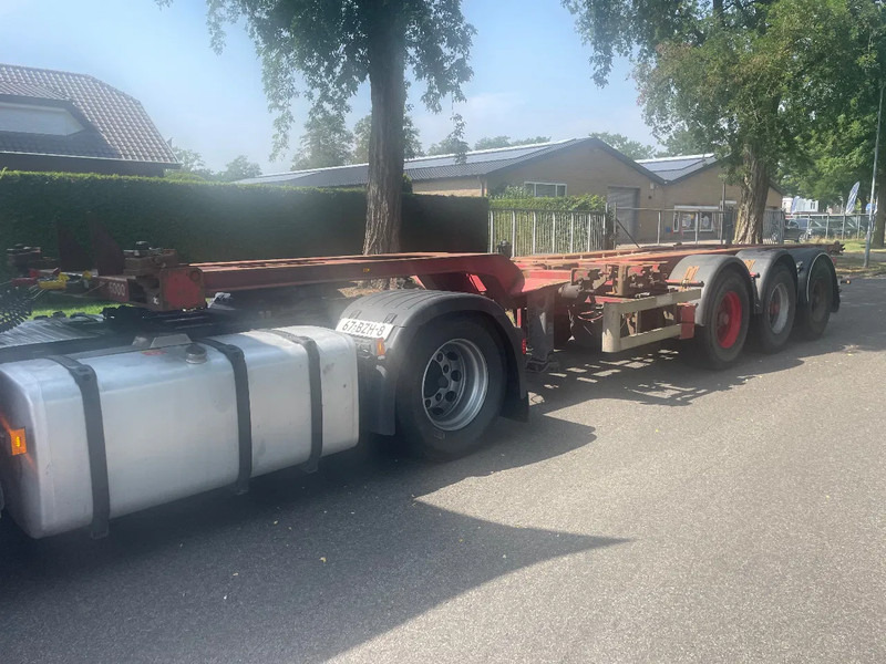 Renders 2x 20 1x 30 1x 40 in prijs verlaagt - Poluprikolica za prevoz kontejnera/ Poluprikolica sa promenjivim sandukom: slika 1 Renders 2x 20 1x 30 1x 40 in prijs verlaagt - Poluprikolica za prevoz kontejnera/ Poluprikolica sa promenjivim sandukom: slika 1