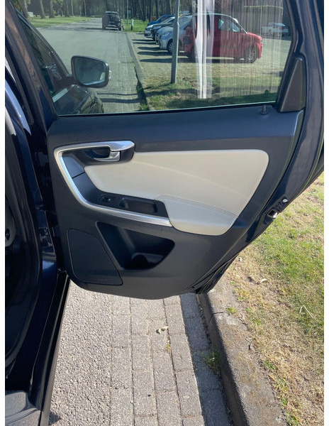 Hečbek Volvo XC60 XC60 DZ88/DZ8850 5 Cilinder Euro 5: slika 12 Hečbek Volvo XC60 XC60 DZ88/DZ8850 5 Cilinder Euro 5: slika 12