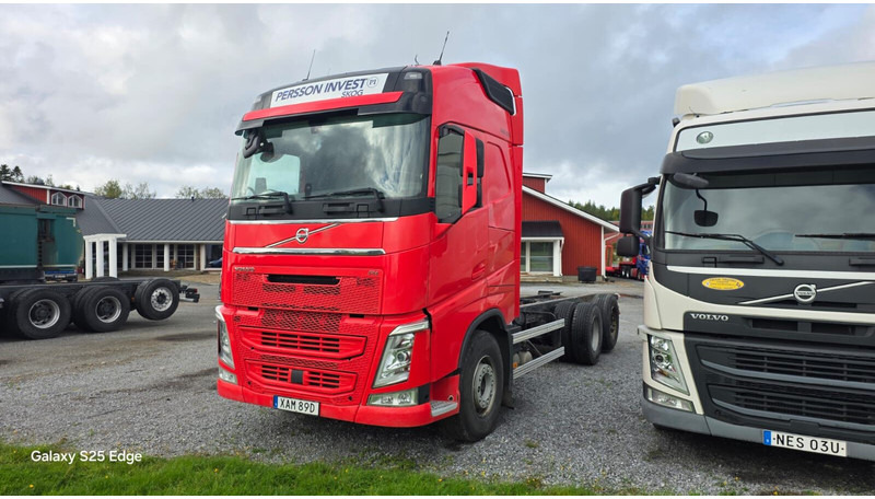 Volvo FH540 2019 - Kamion sa golom šasijom i zatvorenom kabinom: slika 4 Volvo FH540 2019 - Kamion sa golom šasijom i zatvorenom kabinom: slika 4