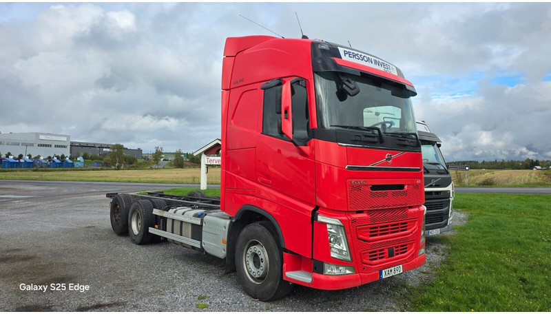 Volvo FH540 - Kamion sa golom šasijom i zatvorenom kabinom: slika 2 Volvo FH540 - Kamion sa golom šasijom i zatvorenom kabinom: slika 2