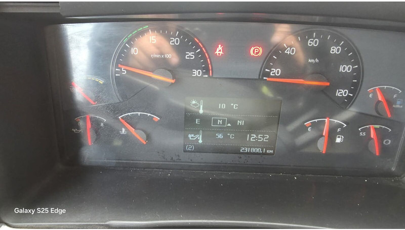 Istovarivač Volvo FMX 500: slika 13