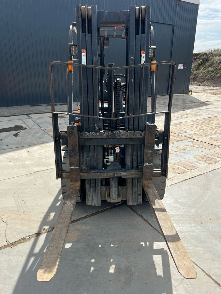 Viljuškar DOOSAN D30 GP: slika 13