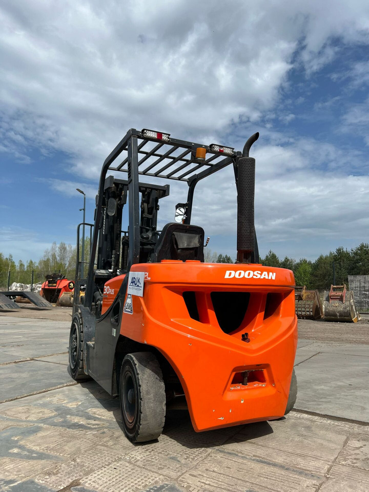 Viljuškar DOOSAN D30 GP: slika 7