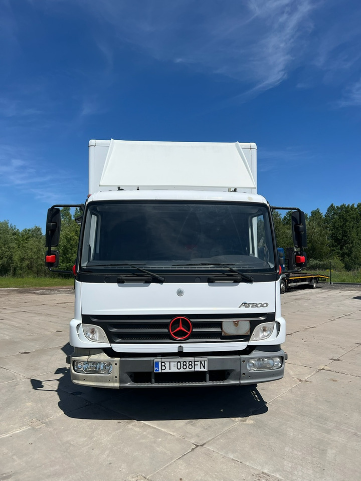 Mercedes-Benz ATEGO 818 dostawczy winda - Kamion sa zatvorenim sandukom: slika 2 Mercedes-Benz ATEGO 818 dostawczy winda - Kamion sa zatvorenim sandukom: slika 2