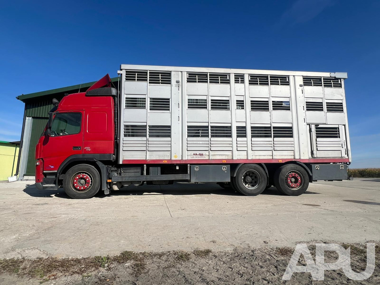 Volvo Fm 410 DO PRZEWOZU BYDŁA - Kamion za prevoz stoke: slika 2 Volvo Fm 410 DO PRZEWOZU BYDŁA - Kamion za prevoz stoke: slika 2
