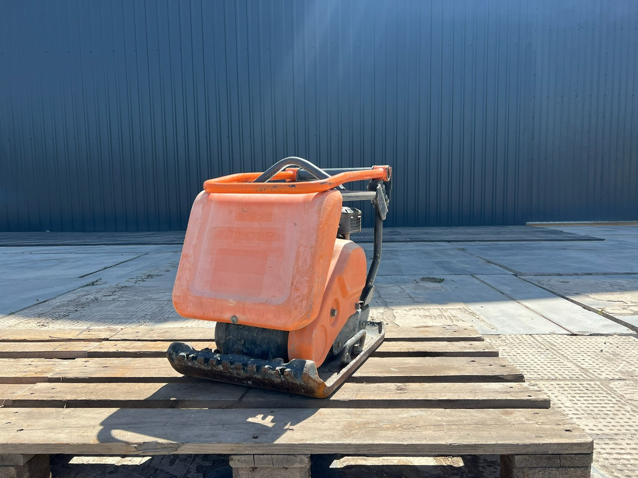 Zagęszczarka ALTRAD BELLE FC4000E PCX13/40 - Vibraciona ploča: slika 5 Zagęszczarka ALTRAD BELLE FC4000E PCX13/40 - Vibraciona ploča: slika 5