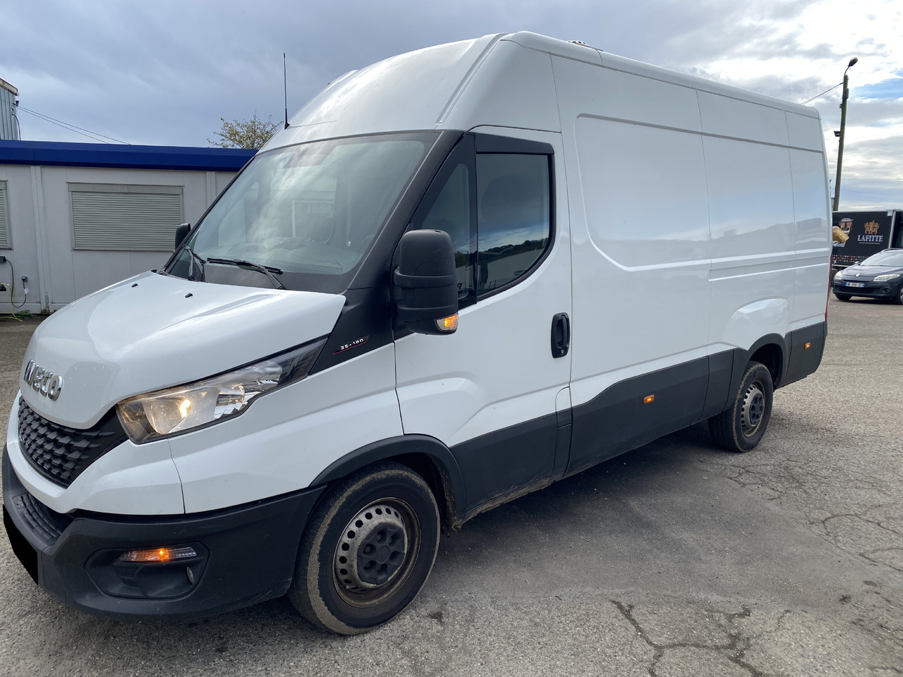 IVECO DAILY 35S18 - Furgon: slika 1 IVECO DAILY 35S18 - Furgon: slika 1