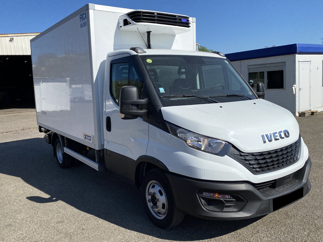 IVECO Daily 35C16 frigorifique Hayon - Dostavno vozilo hladnjača: slika 1 IVECO Daily 35C16 frigorifique Hayon - Dostavno vozilo hladnjača: slika 1