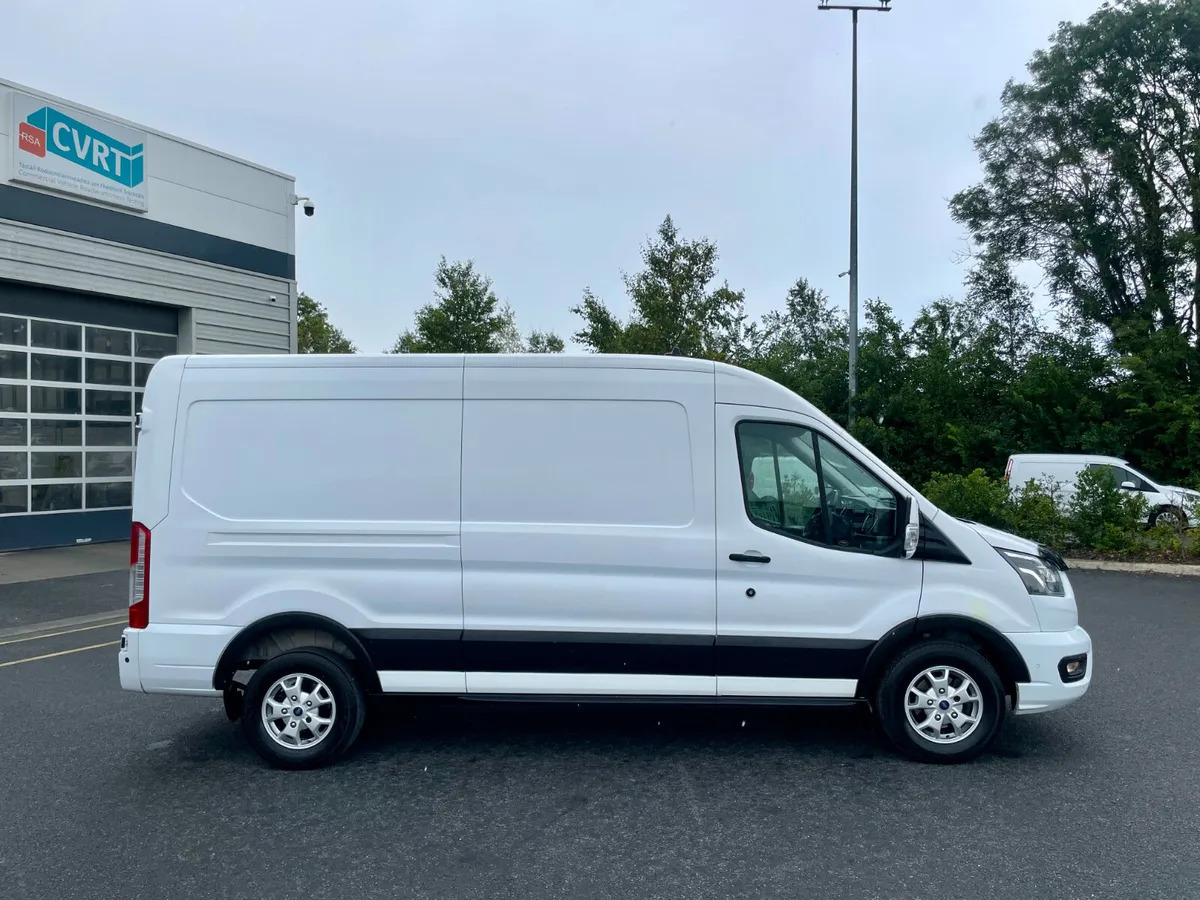 2021 FORD TRANSIT 350L LIMITED LWB - Furgon: slika 4 2021 FORD TRANSIT 350L LIMITED LWB - Furgon: slika 4
