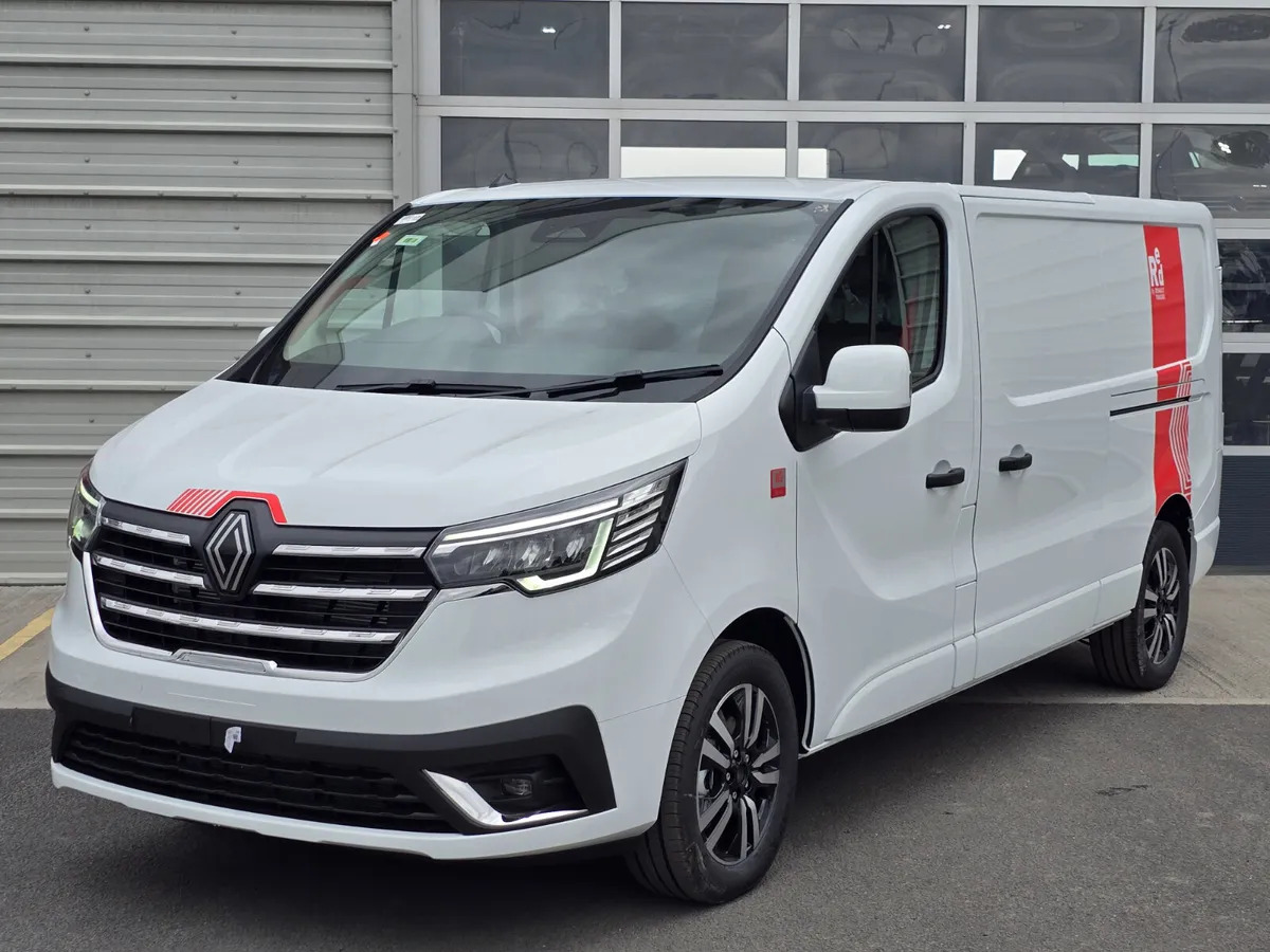 2025 Renault Trafic Exclusive 150BHP Auto - Furgon: slika 3 2025 Renault Trafic Exclusive 150BHP Auto - Furgon: slika 3