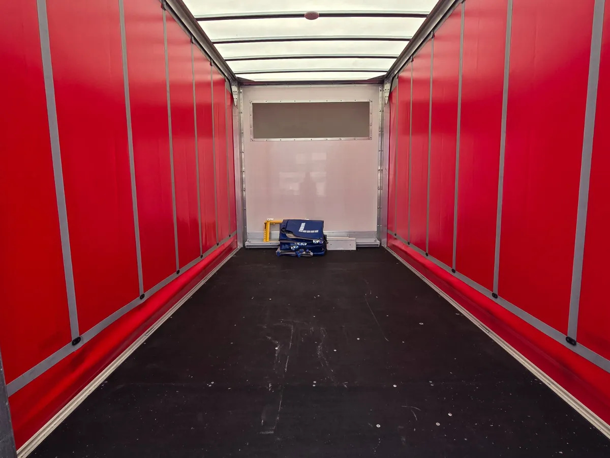 NEW Renault Master Red Edition Curtain Side - Dostavno vozilo sa ceradom: slika 5 NEW Renault Master Red Edition Curtain Side - Dostavno vozilo sa ceradom: slika 5