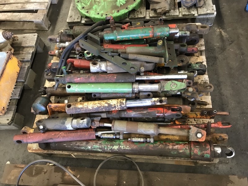 Grote partij hydraulische cilinders - Hidraulični cilindar za Poljoprivredna mašina: slika 5 Grote partij hydraulische cilinders - Hidraulični cilindar za Poljoprivredna mašina: slika 5