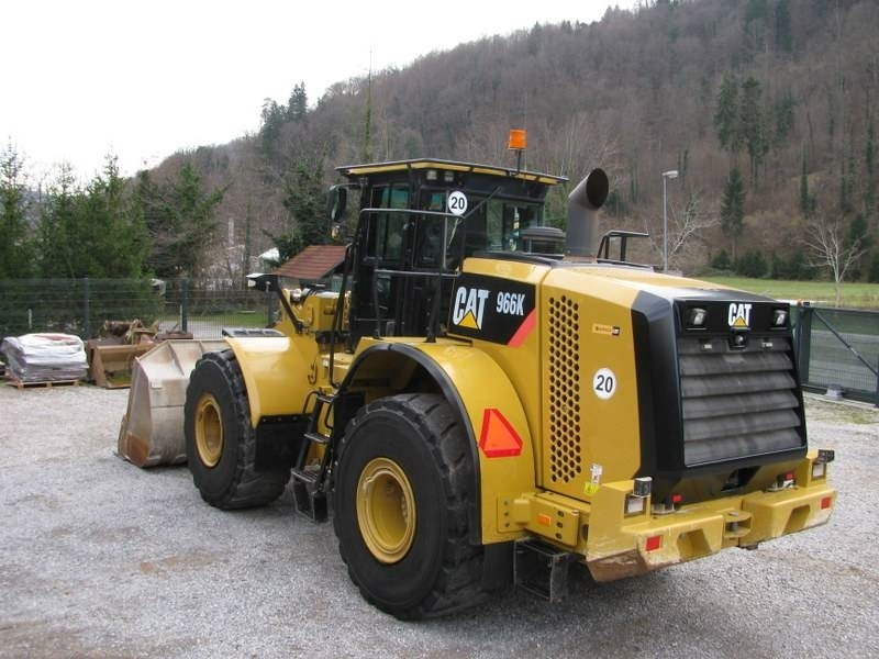 CAT 966K Top stanje - Utovarivač točkaš: slika 3 CAT 966K Top stanje - Utovarivač točkaš: slika 3