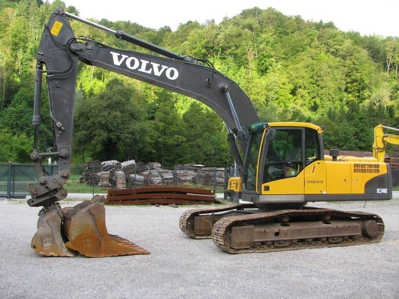Volvo EC240C LN 3 žlici Odlično stanje - Bager guseničar: slika 1 Volvo EC240C LN 3 žlici Odlično stanje - Bager guseničar: slika 1
