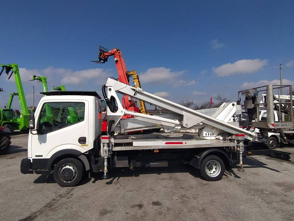 Multitel HX200  - Vazdušna platforma montirana na kamion: slika 1 Multitel HX200  - Vazdušna platforma montirana na kamion: slika 1
