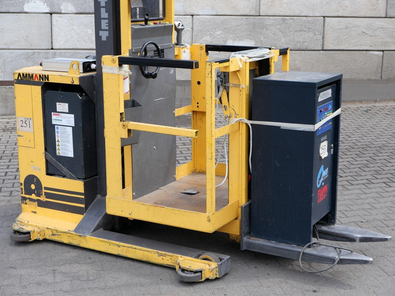 Atlet APC 100 Elektromos targonca - Električni viljuškar: slika 3 Atlet APC 100 Elektromos targonca - Električni viljuškar: slika 3