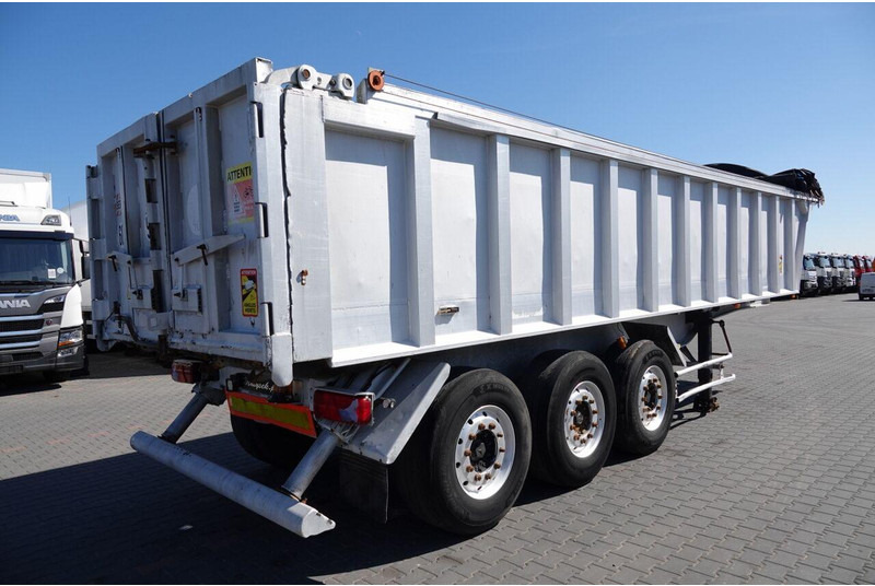 Benalu WYWROTKA / 25 m3 / ALUMINIOWA / OŚ PODNOSZONA / WAGA: 5 300 KG / - Poluprikolica istovarivača: slika 5 Benalu WYWROTKA / 25 m3 / ALUMINIOWA / OŚ PODNOSZONA / WAGA: 5 300 KG / - Poluprikolica istovarivača: slika 5