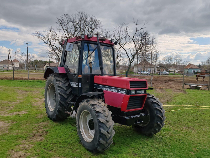 Case IH 856 XL - Traktor: slika 1 Case IH 856 XL - Traktor: slika 1