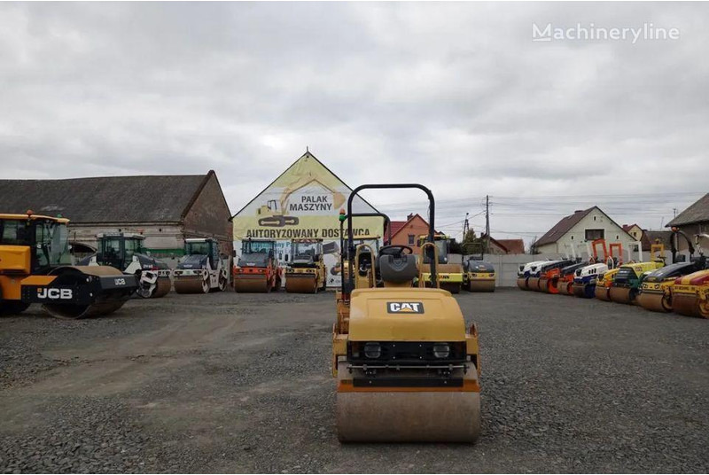 Caterpillar CB -224 Úthenger - Valjak: slika 5 Caterpillar CB -224 Úthenger - Valjak: slika 5