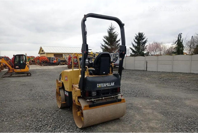 Caterpillar CB -224 Úthenger - Valjak: slika 4 Caterpillar CB -224 Úthenger - Valjak: slika 4