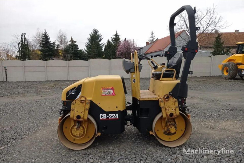 Caterpillar CB -224 Úthenger - Valjak: slika 2 Caterpillar CB -224 Úthenger - Valjak: slika 2