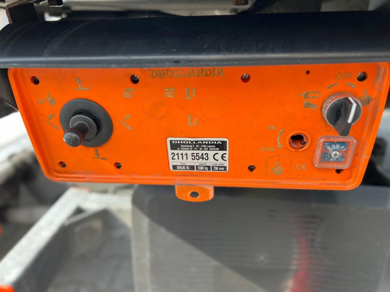 Kamion sa zatvorenim sandukom DAF LF 210 12.210 CONTAINER+LIFT 1500 kg 1.HAND: slika 6