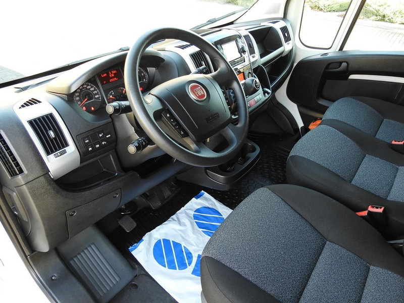Fiat DUCATO FURGON CHŁODNIA  -10*C ZASILANIE 230V KLIMATYZACJA  175KM - Dostavno vozilo hladnjača: slika 2 Fiat DUCATO FURGON CHŁODNIA  -10*C ZASILANIE 230V KLIMATYZACJA  175KM - Dostavno vozilo hladnjača: slika 2