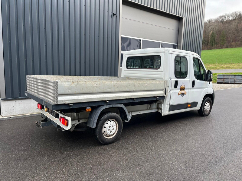 Fiat Ducato 2.3 Doka platós - Dostavno vozilo s ravnom platformom, Dostavno vozilo sa duplom kabinom: slika 5 Fiat Ducato 2.3 Doka platós - Dostavno vozilo s ravnom platformom, Dostavno vozilo sa duplom kabinom: slika 5