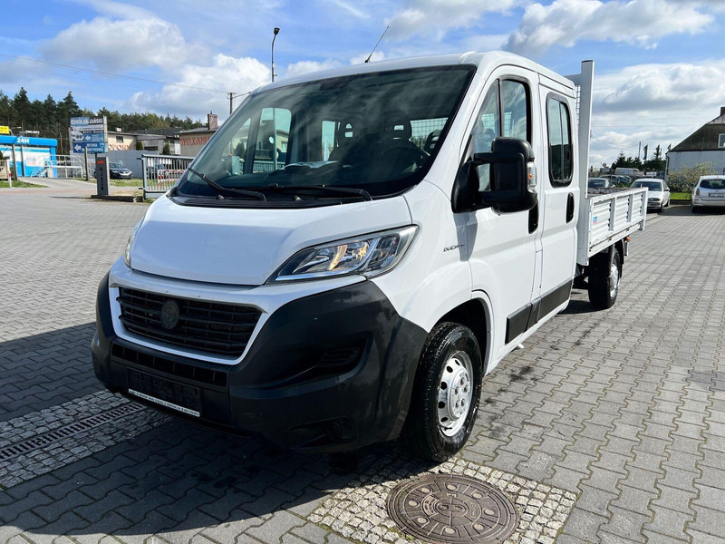 Fiat Ducato Brygadówka Doka 7-miejsc + Skrzynia - Dostavno vozilo s ravnom platformom, Dostavno vozilo sa duplom kabinom: slika 1 Fiat Ducato Brygadówka Doka 7-miejsc + Skrzynia - Dostavno vozilo s ravnom platformom, Dostavno vozilo sa duplom kabinom: slika 1