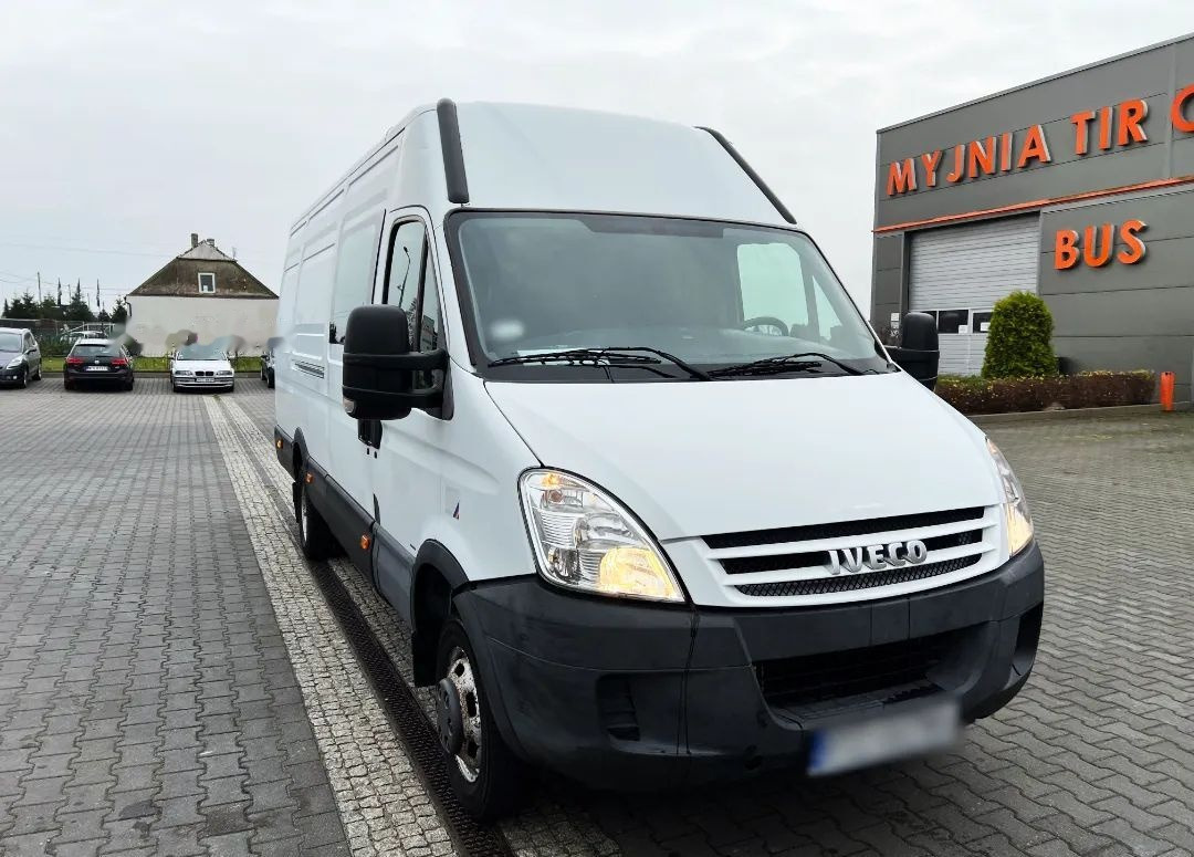 Mali kombi IVECO Daily 35C15 Furgon L4H2 Brygadówka 6-seater Doka Dubel Cabin: slika 1