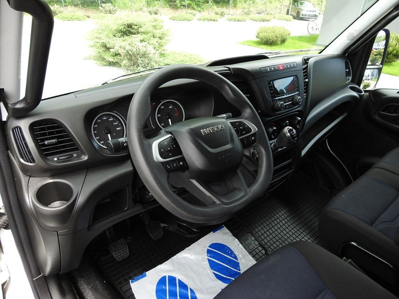 Iveco DAILY 35C14 KONTENER 8 PALET TEMPOMAT KLIMATYZACJA  BLIŹNIACZE K - Dostavno vozilo sa zatvorenim sandukom: slika 2 Iveco DAILY 35C14 KONTENER 8 PALET TEMPOMAT KLIMATYZACJA  BLIŹNIACZE K - Dostavno vozilo sa zatvorenim sandukom: slika 2