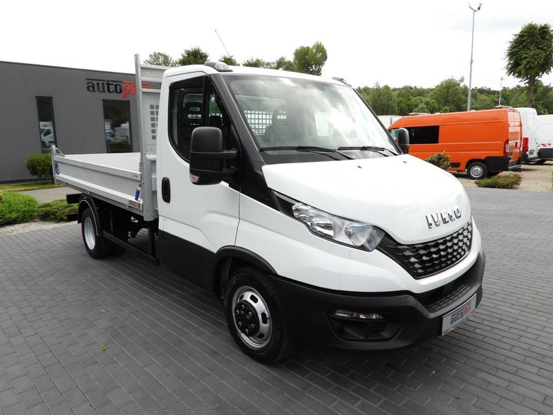 Iveco DAILY 35C14 TEMPOMAT BLIŹNIACZE KOŁA KLIMATYZACJA 140KM [ 65286 - Istovarivač: slika 4 Iveco DAILY 35C14 TEMPOMAT BLIŹNIACZE KOŁA KLIMATYZACJA 140KM [ 65286 - Istovarivač: slika 4