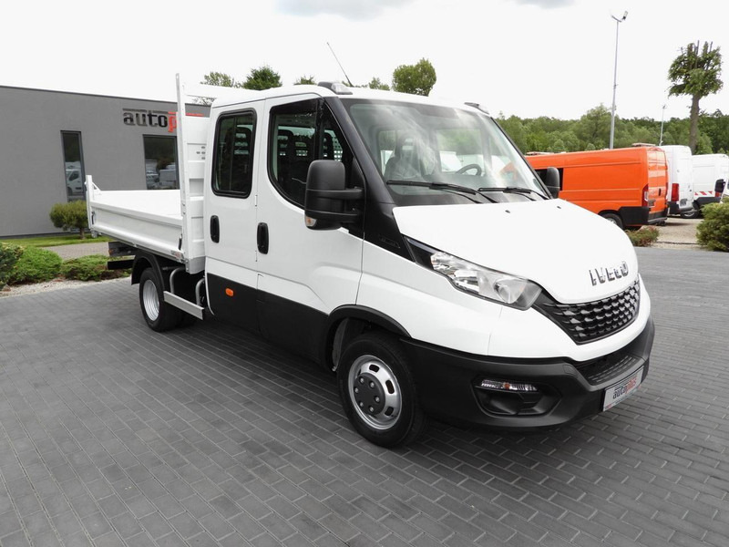Iveco DAILY 35C14 WYWROTKA PODWÓJNA KABINA DOKA 6 MIEJSC TEMPOMAT BLIŹ - Dostavno vozilo kiper: slika 4 Iveco DAILY 35C14 WYWROTKA PODWÓJNA KABINA DOKA 6 MIEJSC TEMPOMAT BLIŹ - Dostavno vozilo kiper: slika 4