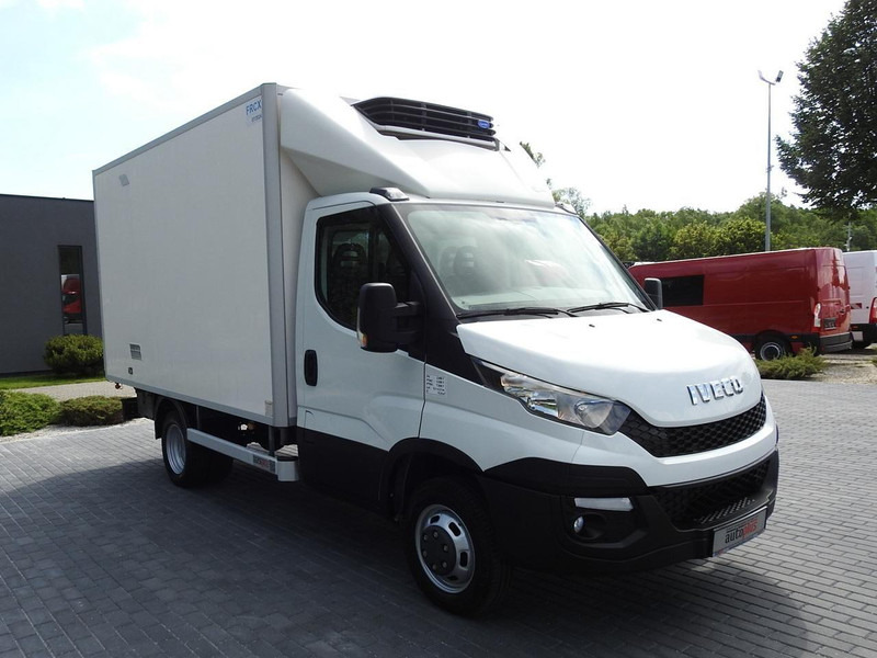 Iveco DAILY 35C15 KONTENER CHŁODNIA -12*C ZASILANIE 230V TEMPOMAT KLIM - Dostavno vozilo hladnjača: slika 4 Iveco DAILY 35C15 KONTENER CHŁODNIA -12*C ZASILANIE 230V TEMPOMAT KLIM - Dostavno vozilo hladnjača: slika 4