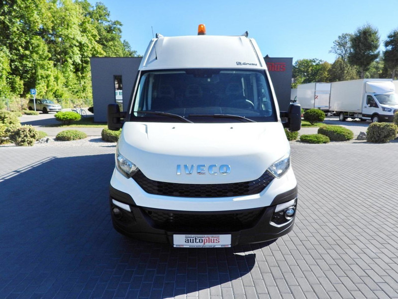 Iveco DAILY 35C17 FURGON BRYGADÓWKA 6 MIEJSC TEMPOMAT BLIŹNIACZE KOŁA - Dostavno vozilo sa zatvorenim sandukom: slika 5 Iveco DAILY 35C17 FURGON BRYGADÓWKA 6 MIEJSC TEMPOMAT BLIŹNIACZE KOŁA - Dostavno vozilo sa zatvorenim sandukom: slika 5