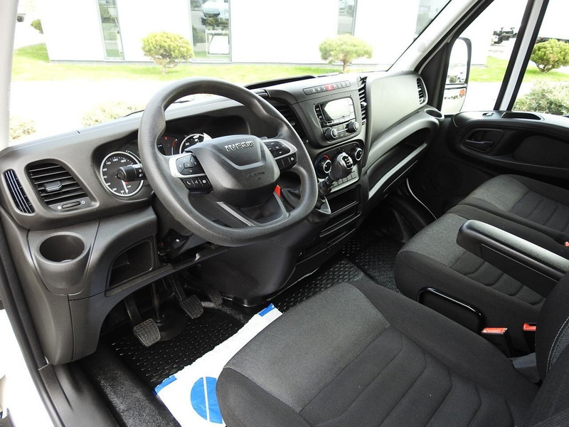 Iveco DAILY 35S14 WYWROTKA PODWÓJNA KABINA DOKA 7 MIEJSC TEMPOMAT KLIM - Dostavno vozilo kiper: slika 2 Iveco DAILY 35S14 WYWROTKA PODWÓJNA KABINA DOKA 7 MIEJSC TEMPOMAT KLIM - Dostavno vozilo kiper: slika 2