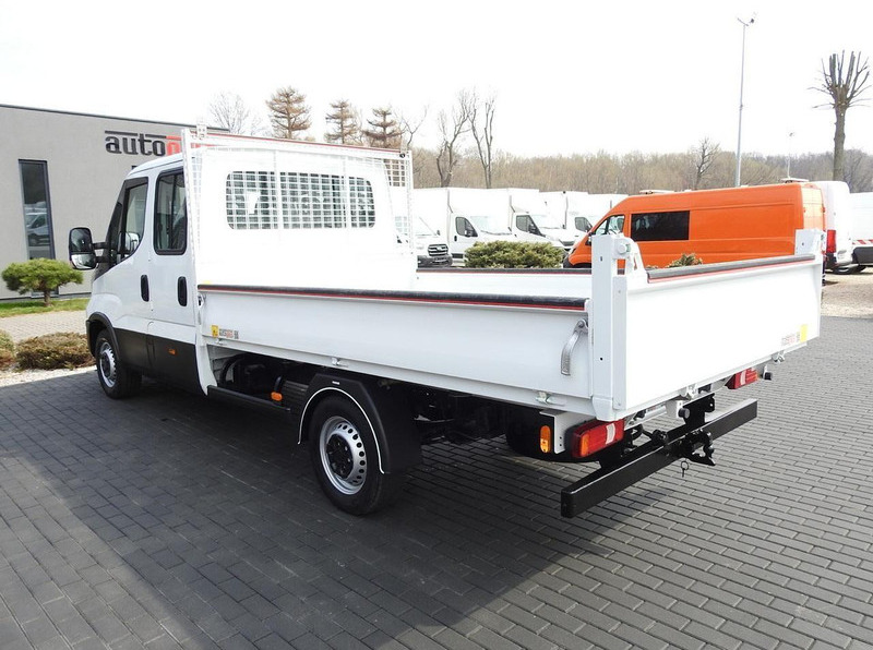 Lizing Iveco DAILY 35S14 WYWROTKA PODWÓJNA KABINA DOKA 7 MIEJSC TEMPOMAT KLIM Iveco DAILY 35S14 WYWROTKA PODWÓJNA KABINA DOKA 7 MIEJSC TEMPOMAT KLIM: slika 9