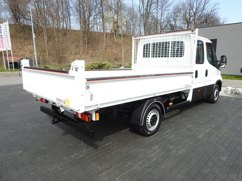 Lizing Iveco DAILY 35S14 WYWROTKA PODWÓJNA KABINA DOKA 7 MIEJSC TEMPOMAT KLIM Iveco DAILY 35S14 WYWROTKA PODWÓJNA KABINA DOKA 7 MIEJSC TEMPOMAT KLIM: slika 12