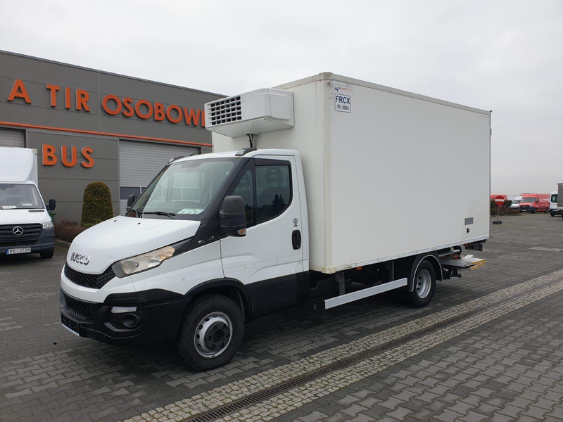 Iveco DAILY 60C15 60-150 TWO-CHAMBER REFRIGERATOR CONTAINER ISOTHERM F - Hladnjača: slika 2 Iveco DAILY 60C15 60-150 TWO-CHAMBER REFRIGERATOR CONTAINER ISOTHERM F - Hladnjača: slika 2