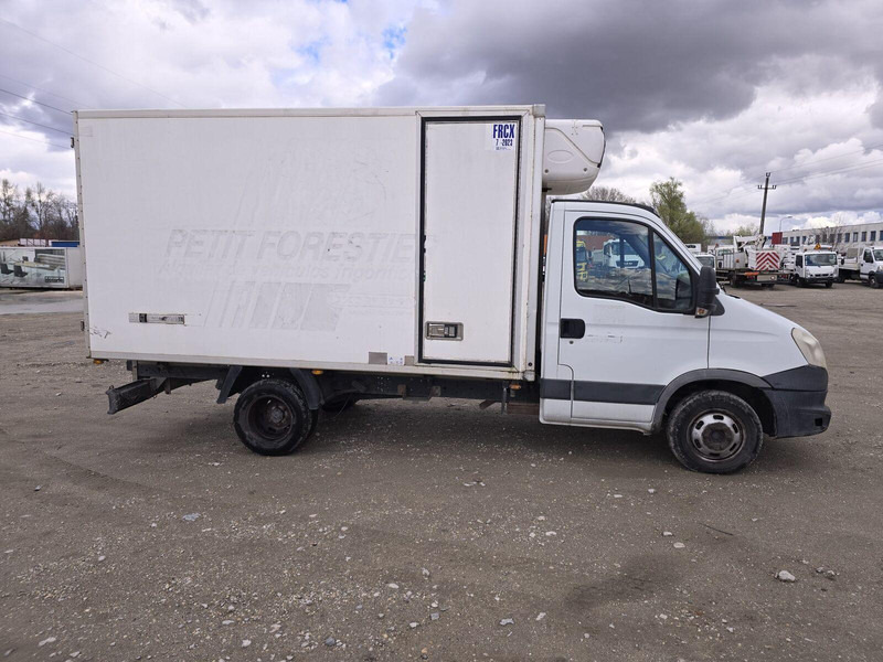Iveco Daily 35 C 13 - Carrier Xarios 500 frigo - Dostavno vozilo hladnjača: slika 4 Iveco Daily 35 C 13 - Carrier Xarios 500 frigo - Dostavno vozilo hladnjača: slika 4