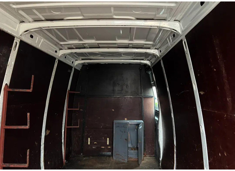 Dostavno vozilo sa zatvorenim sandukom Iveco Daily 35C15 Furgon L4H2 Brygadówka 6-seater Doka Dubel Cabin: slika 12
