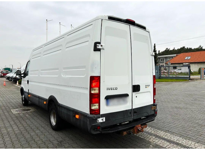 Iveco Daily 35C15 Furgon L4H2 Brygadówka 6-seater Doka Dubel Cabin - Dostavno vozilo sa zatvorenim sandukom: slika 4 Iveco Daily 35C15 Furgon L4H2 Brygadówka 6-seater Doka Dubel Cabin - Dostavno vozilo sa zatvorenim sandukom: slika 4