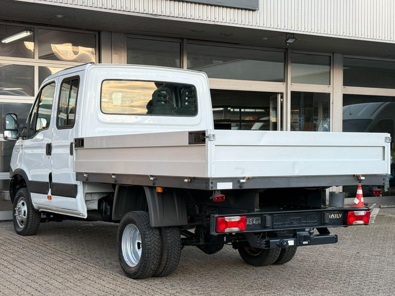 Iveco Daily 35C15 flatbed - Dostavno vozilo s ravnom platformom, Dostavno vozilo sa duplom kabinom: slika 4 Iveco Daily 35C15 flatbed - Dostavno vozilo s ravnom platformom, Dostavno vozilo sa duplom kabinom: slika 4