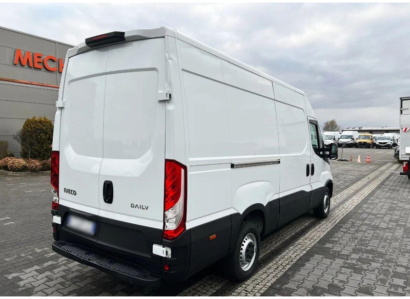 Iveco Daily 35S14 Furgon L2H2 New Model - Dostavno vozilo sa zatvorenim sandukom: slika 4 Iveco Daily 35S14 Furgon L2H2 New Model - Dostavno vozilo sa zatvorenim sandukom: slika 4