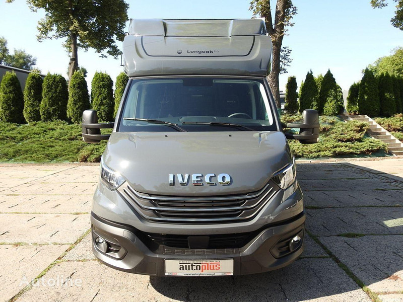 Iveco Daily 35S18 Curtain side - Dostavno vozilo sa ceradom: slika 3 Iveco Daily 35S18 Curtain side - Dostavno vozilo sa ceradom: slika 3