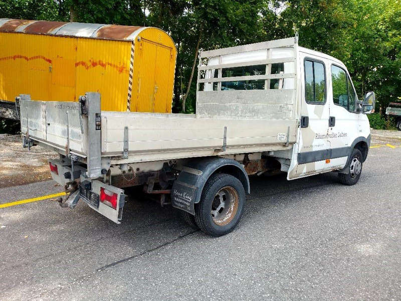 Iveco Daily 35S18 - Doka flatbed - Kamion sa tovarnim sandukom: slika 3 Iveco Daily 35S18 - Doka flatbed - Kamion sa tovarnim sandukom: slika 3